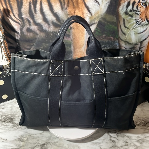 HERMES Fourre Tout MM Tote Bag Handbag Canvas Black with White Stitching in GUC - Picture 2 of 16